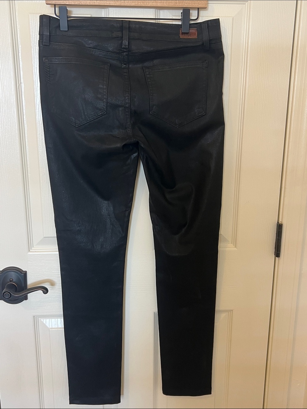PAIGE Pandora Peg Skinny Luxe Black Coated Skinny Jeans Pants Like New Hoxten - Picture 4 of 13